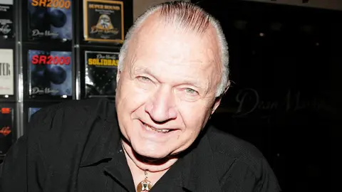 El guitarrista fallecido Dick Dale El guitarrista fallecido Dick Dale