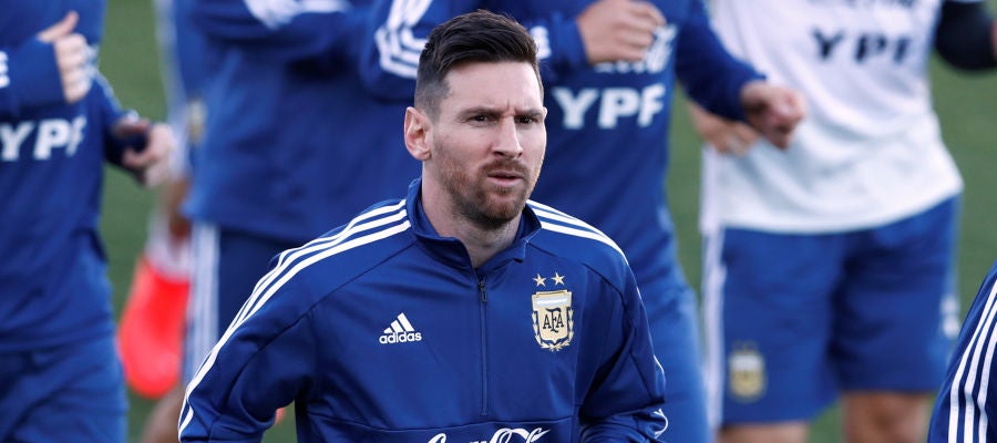 Leo Messi se entrena con la selección de Argentina Leo Messi se entrena con la selección de Argentina