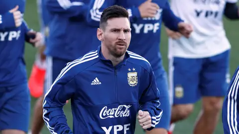 Leo Messi se entrena con la selección de Argentina Leo Messi se entrena con la selección de Argentina