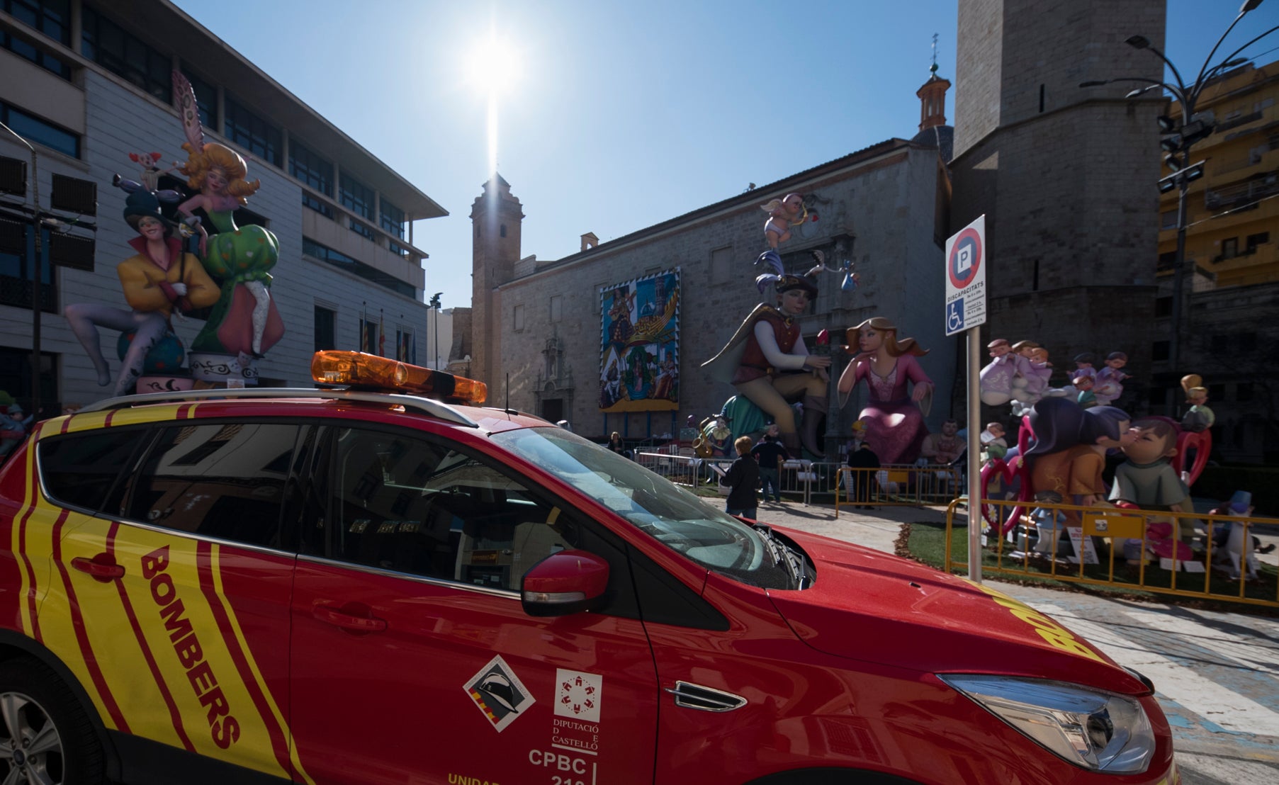 El Consorcio Provincial de Bomberos coordina un dispositivo de 67 efectivos y 26 vehículos con motivo de las Fallas El Consorcio Provincial de Bomberos coordina un dispositivo de 67 efectivos y 26 vehículos con motivo de las Fallas