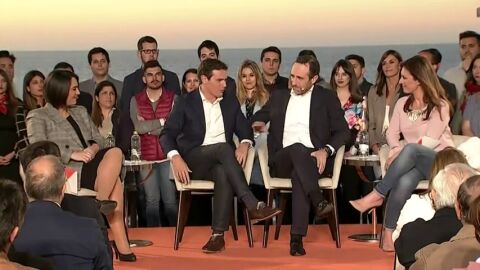 Rivera y Bauz&aacute; en un acto de Ciudadanos en C&aacute;diz