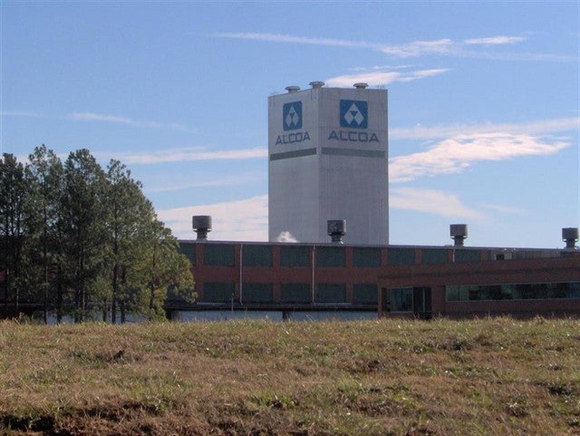 La brújula de la economía: El desbloqueo de la venta de las plantas de Alcoa La brújula de la economía: El desbloqueo de la venta de las plantas de Alcoa