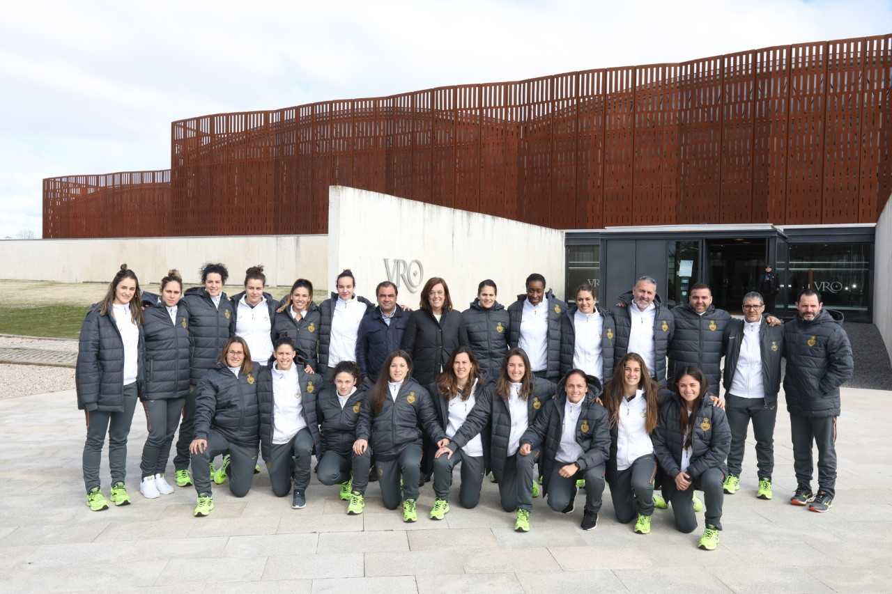 Las "Guerreras" visitan la Villa Romana de la Olmeda Las "Guerreras" visitan la Villa Romana de la Olmeda