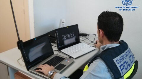 La Polic&iacute;a detiene a 3 estafadores por sustraer dinero por el m&eacute;todo del "phising"