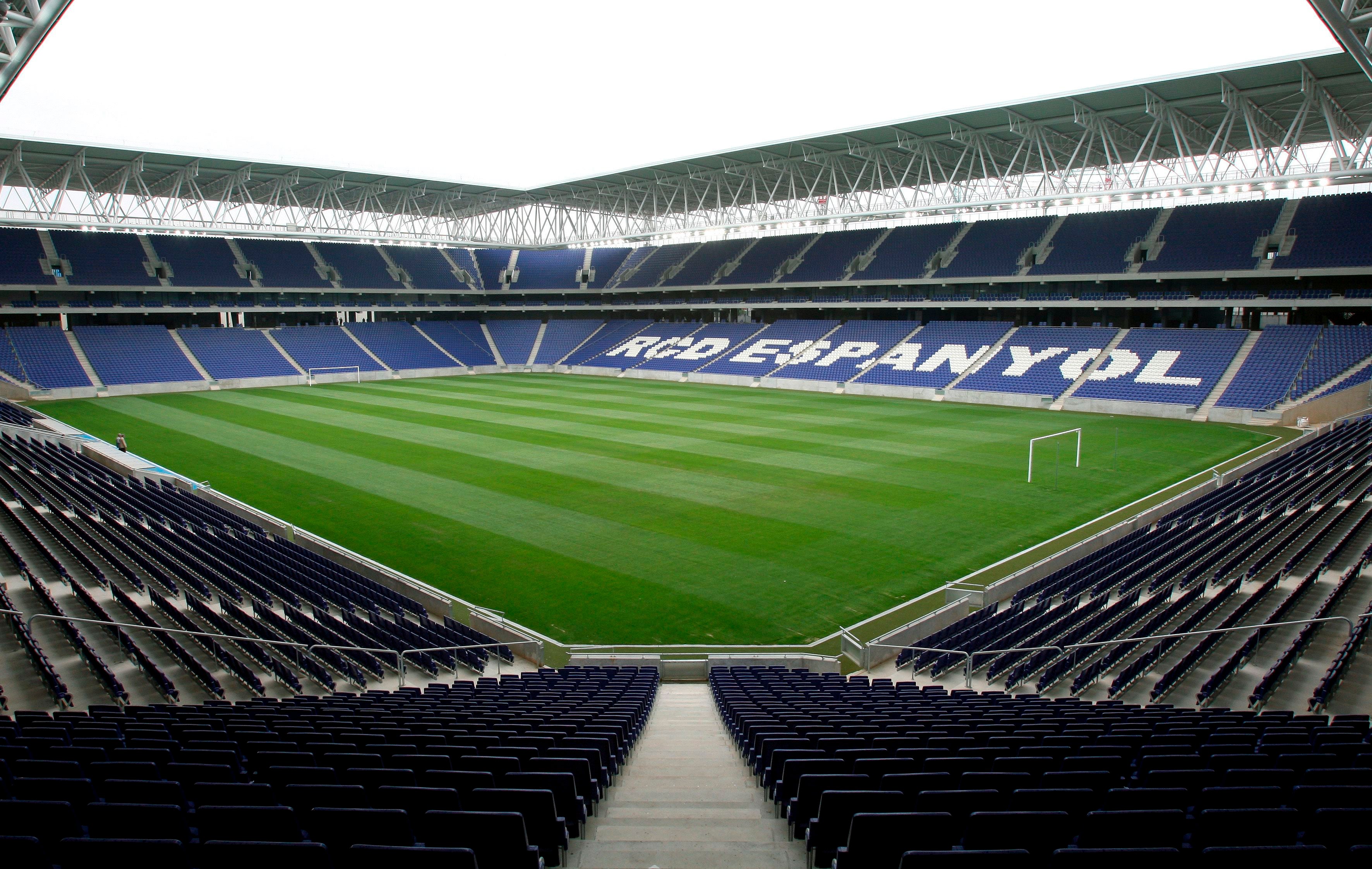 El Espanyol rechaza la vinculación de VOX con la imagen del club El Espanyol rechaza la vinculación de VOX con la imagen del club