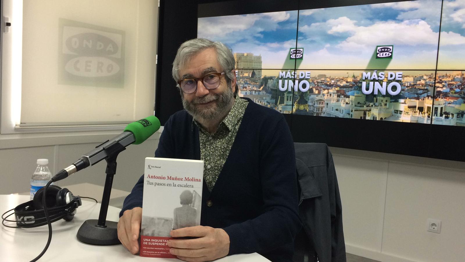 Antonio Muñoz Molina: "En un siglo tendrán una mirada bastante crítica cuando recuerden cómo tratamos a los animales" Antonio Muñoz Molina: "En un siglo tendrán una mirada bastante crítica cuando recuerden cómo tratamos a los animales"