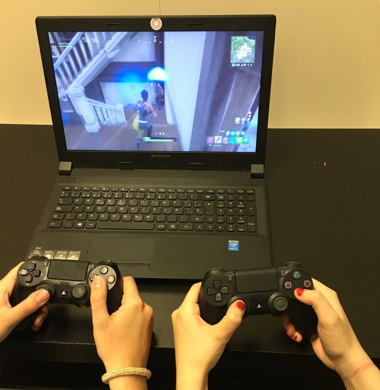 La UMH analiza el uso de videojuegos entre adolescentes para tratar de reducirlo La UMH analiza el uso de videojuegos entre adolescentes para tratar de reducirlo