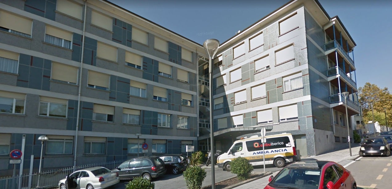 Tres mujeres denuncian a un celador por abusar de ellas mientras aún estaban bajo los efectos de la anestesia Tres mujeres denuncian a un celador por abusar de ellas mientras aún estaban bajo los efectos de la anestesia