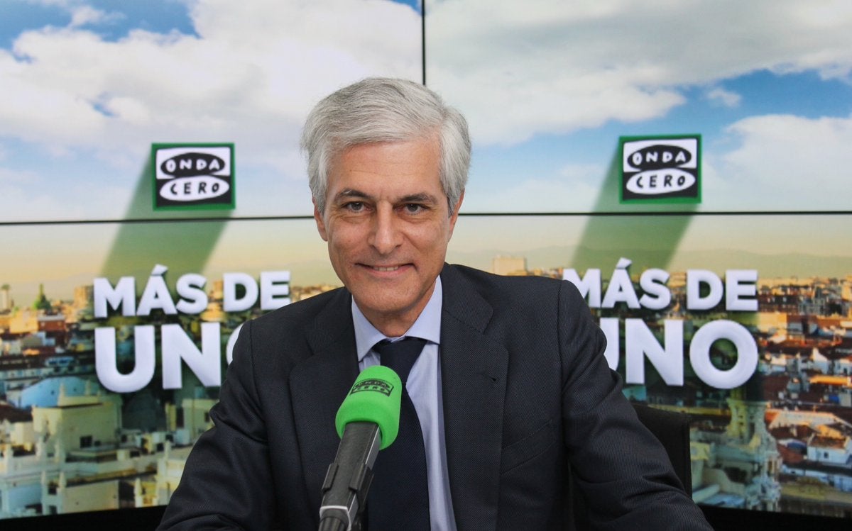 Adolfo Suárez Illana: "Iceta es siempre la liebre, así que ya sabemos que la propuesta del PSOE pasa por el referéndum" Adolfo Suárez Illana: "Iceta es siempre la liebre, así que ya sabemos que la propuesta del PSOE pasa por el referéndum"