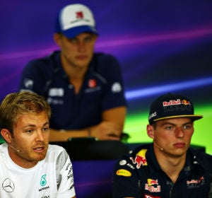 Nico Rosberg y Max Verstappen, en rueda de prensa Nico Rosberg y Max Verstappen, en rueda de prensa