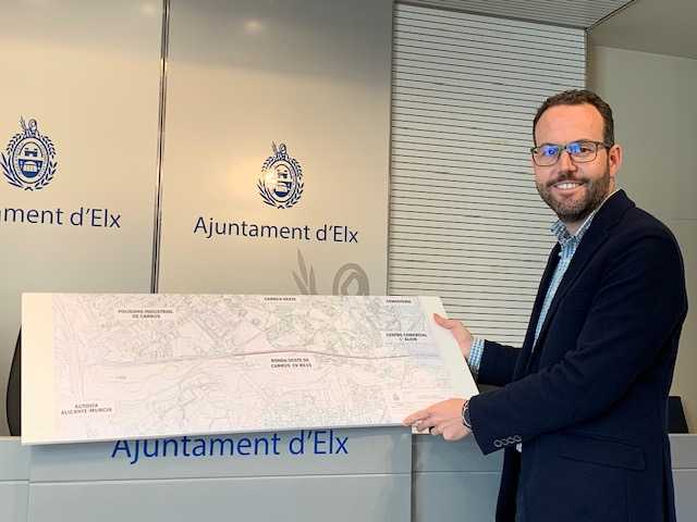 El Ayuntamiento de Elche destina 70.000 euros para reasfaltar parte de la Ronda Oeste El Ayuntamiento de Elche destina 70.000 euros para reasfaltar parte de la Ronda Oeste