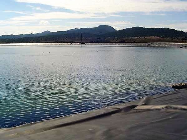 Los regantes del Júcar-Vinalopó exigen al Consell recuperar el acceso y gestión al embalse del Toscar Los regantes del Júcar-Vinalopó exigen al Consell recuperar el acceso y gestión al embalse del Toscar