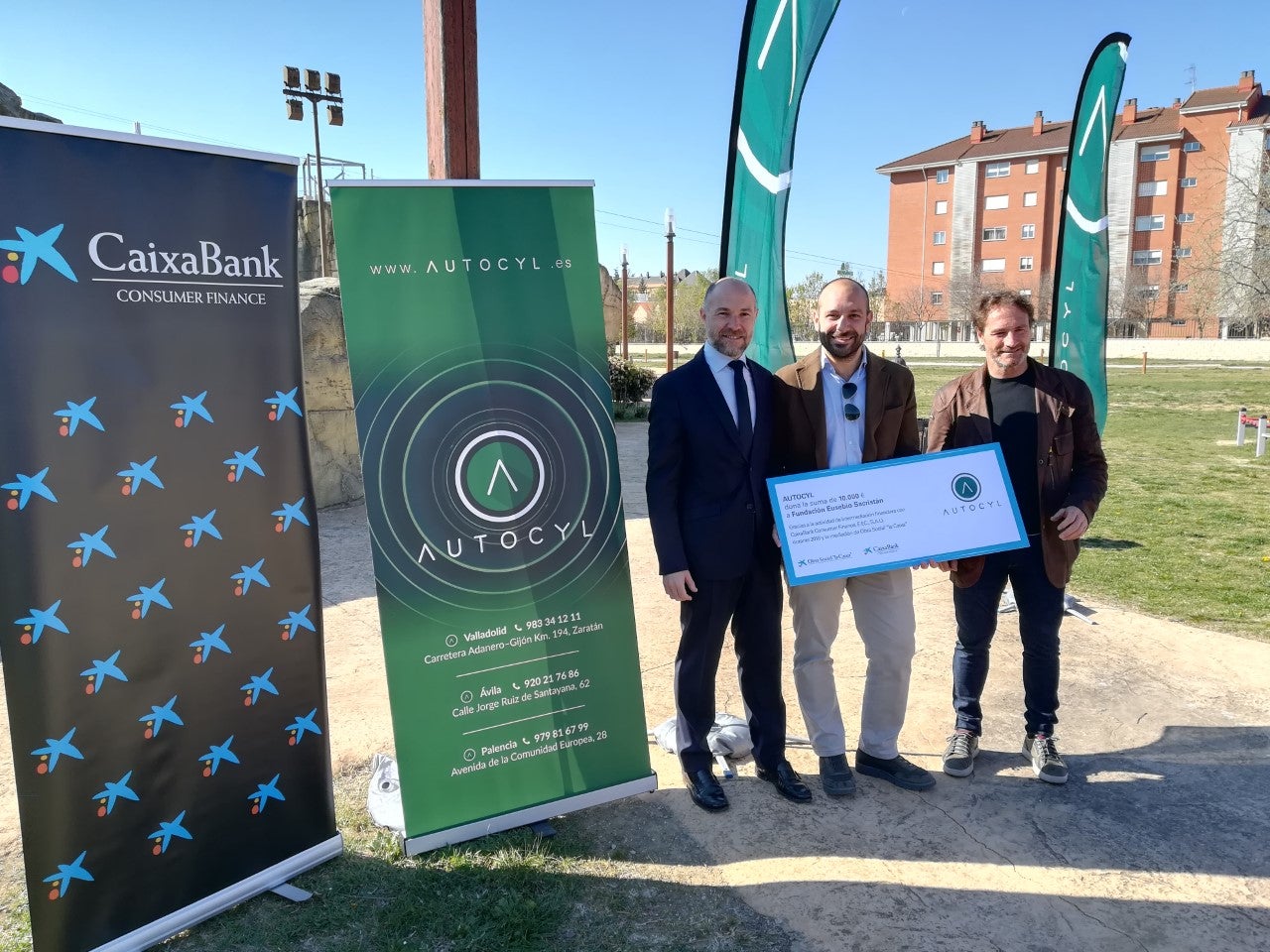 AUTOCYL dona 10.000 euros a la Fundación Eusebio Sacristán AUTOCYL dona 10.000 euros a la Fundación Eusebio Sacristán