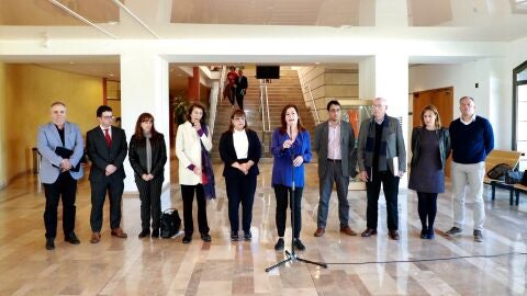 Govern balear, agentes sociales y econ&oacute;micos, tras la Mesa de Di&aacute;logo que ha aprobado el Plan de ciencia.