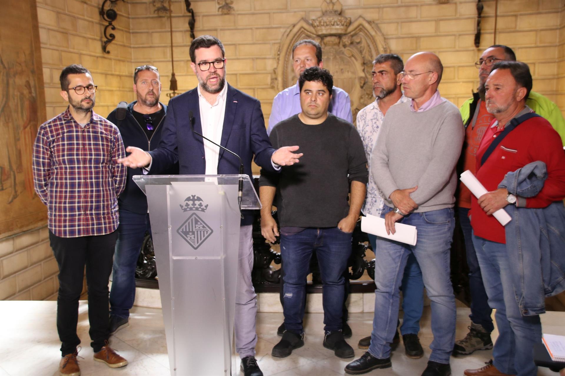 Suspendidos los paros en la EMT de Palma tras un preacuerdo con el Ayuntamiento Suspendidos los paros en la EMT de Palma tras un preacuerdo con el Ayuntamiento