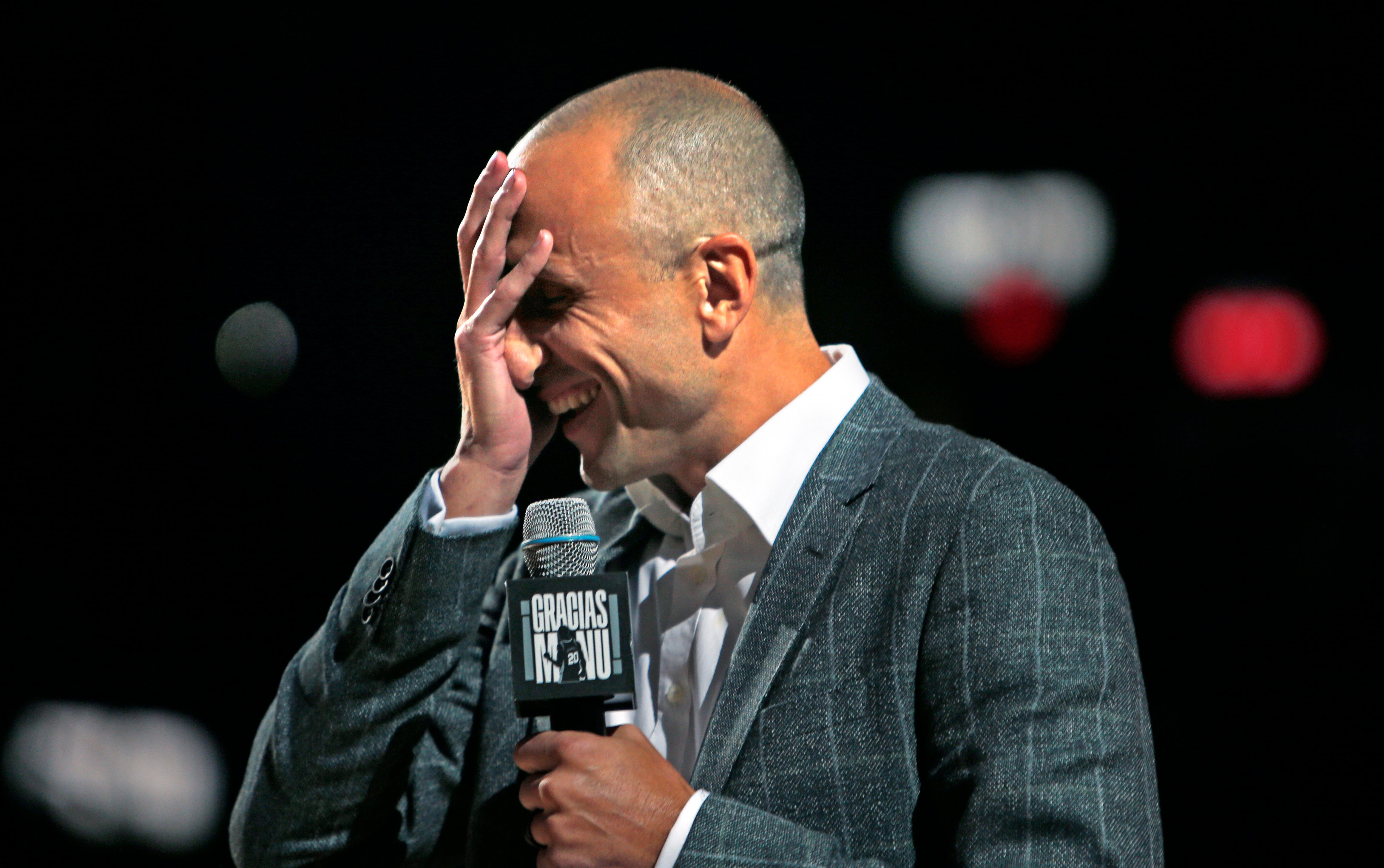 El emocionante discurso de Ginobili en su ceremonia de retirada de camiseta, al completo El emocionante discurso de Ginobili en su ceremonia de retirada de camiseta, al completo