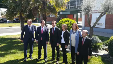 Pablo Casado Renault Visita de Pablo Casado a Renault
