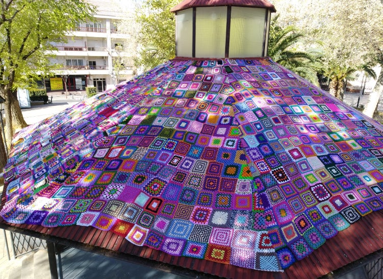 El templete de los Jardines del Prado se viste de solidaridad El templete de los Jardines del Prado se viste de solidaridad