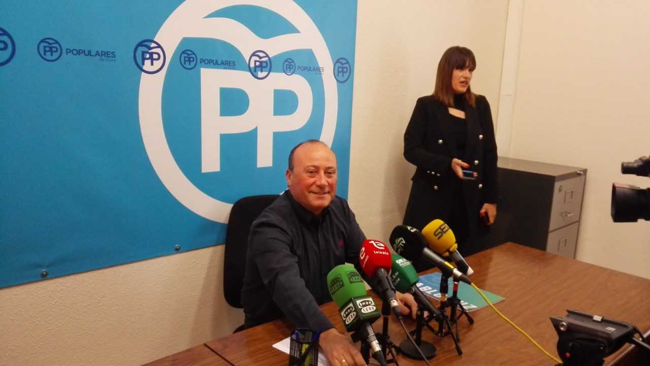 El PP dice que “los incumplimientos” del tripartito de Elche le llevan a ser “un gobierno de mentira” El PP dice que “los incumplimientos” del tripartito de Elche le llevan a ser “un gobierno de mentira”