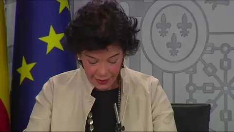 El ataque de risa de la ministra Celaá con la especies invasoras El ataque de risa de la ministra Celaá con la especies invasoras