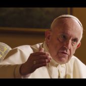 El papa, sobre el aborto en caso de violación: "¿Es justo alquilar un sicario para resolver un problema?"