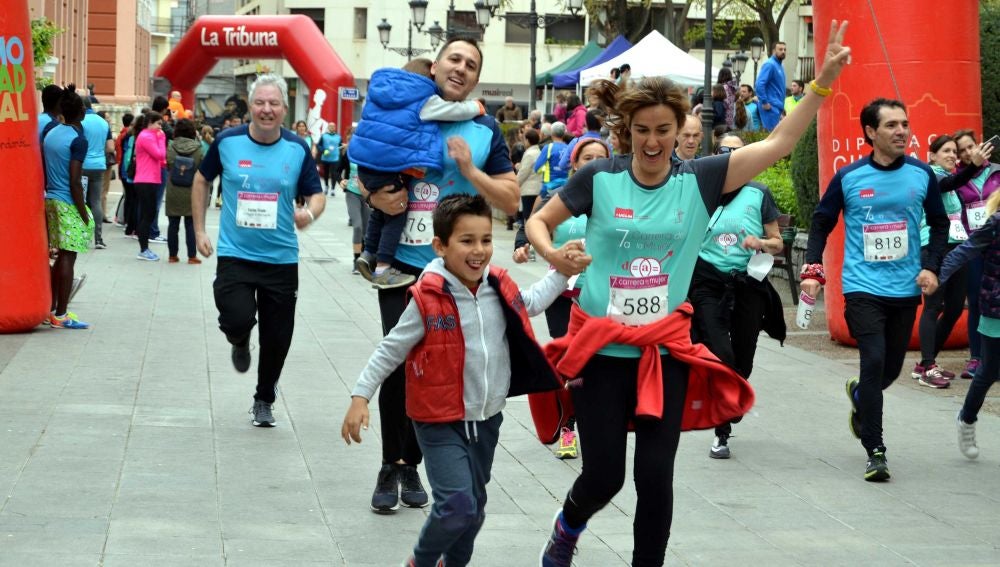 Unas 1.200 personas han participado en la Carrera de la Mujer de Ciudad Real