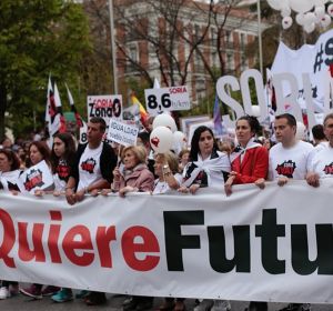 Cabecera de la manifestación convocada en Madrid para concienciar sobre el problema de la despoblación a nivel nacional Cabecera de la manifestación convocada en Madrid para concienciar sobre el problema de la despoblación a nivel nacional