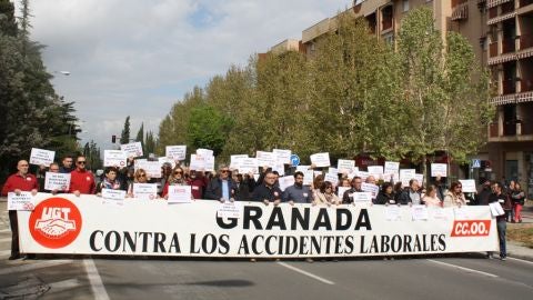 Plataformas sindicales piden que se investiguen si hubo falta de medidas de seguridad en la muerte del trabajador en una fosa s&eacute;ptica
