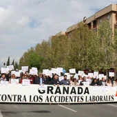 Plataformas sindicales piden que se investiguen si hubo falta de medidas de seguridad en la muerte del trabajador en una fosa séptica Plataformas sindicales piden que se investiguen si hubo falta de medidas de seguridad en la muerte del trabajador en una fosa séptica