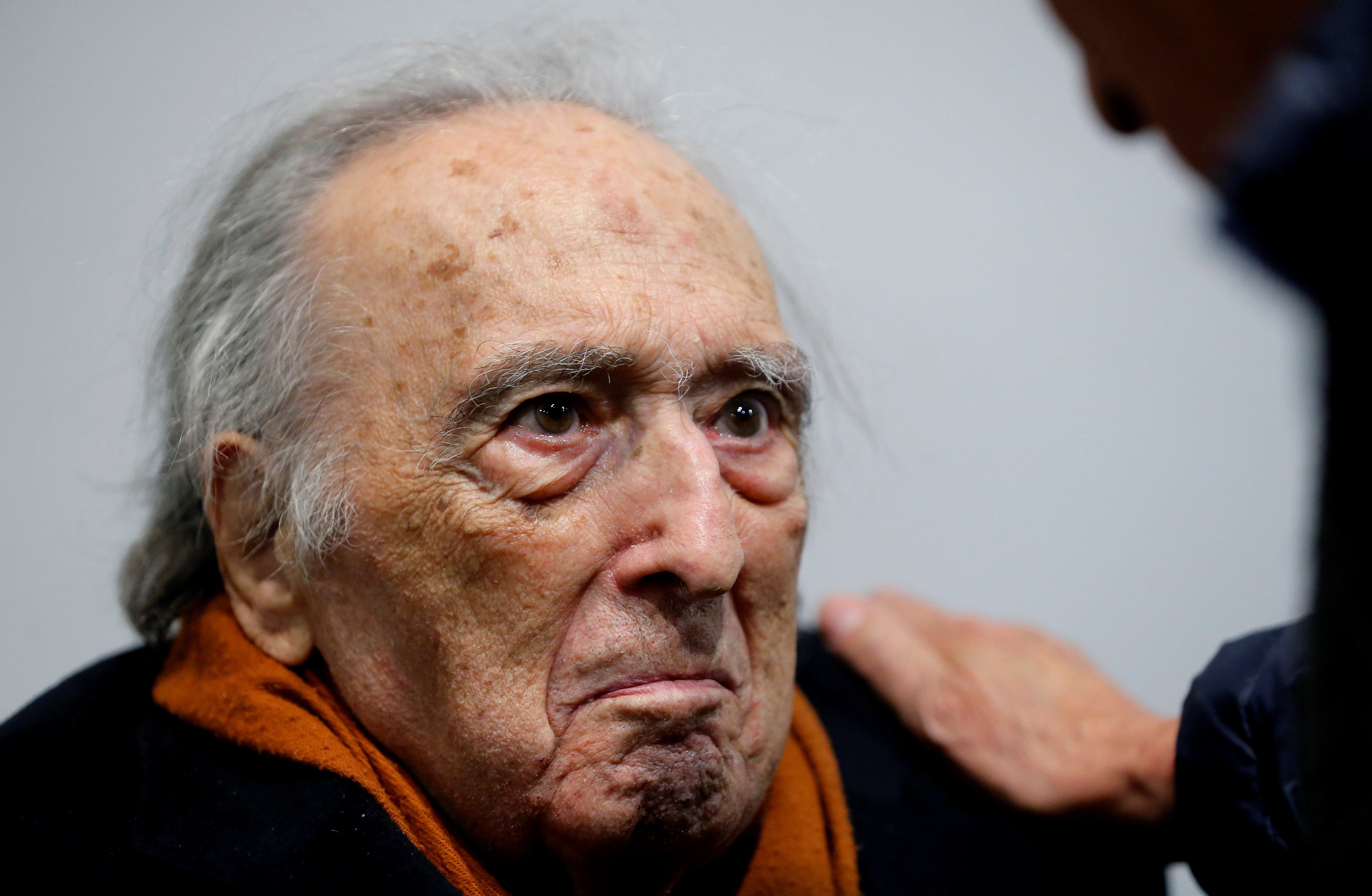 Rubén Amón indulta a Rafael Sánchez Ferlosio: "Conservaba la socarronería y la soberanía intelectual" Rubén Amón indulta a Rafael Sánchez Ferlosio: "Conservaba la socarronería y la soberanía intelectual"