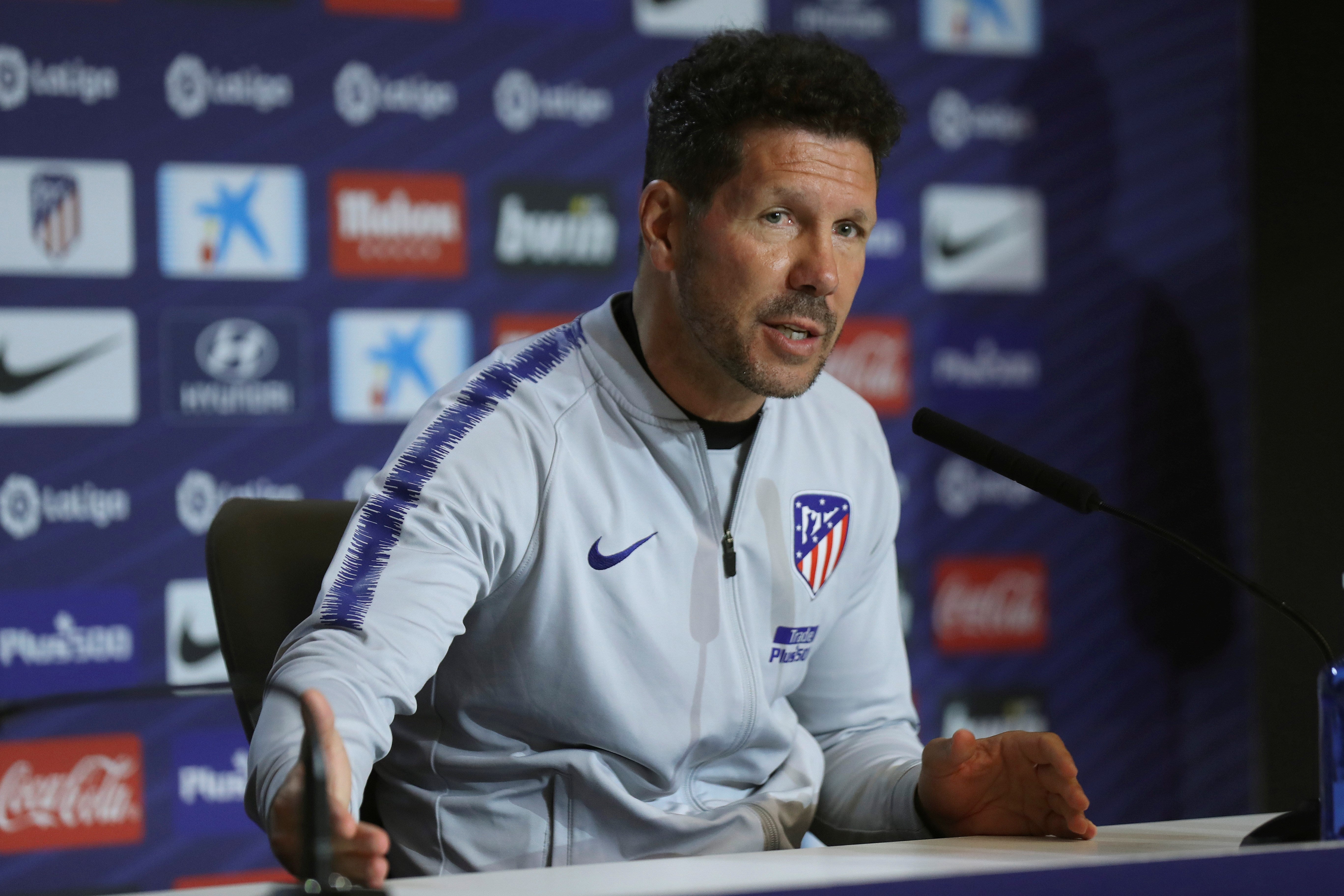 Simeone: "Confío a muerte en Diego Costa; deseo, quiero y me gustaría que se quede" Simeone: "Confío a muerte en Diego Costa; deseo, quiero y me gustaría que se quede"