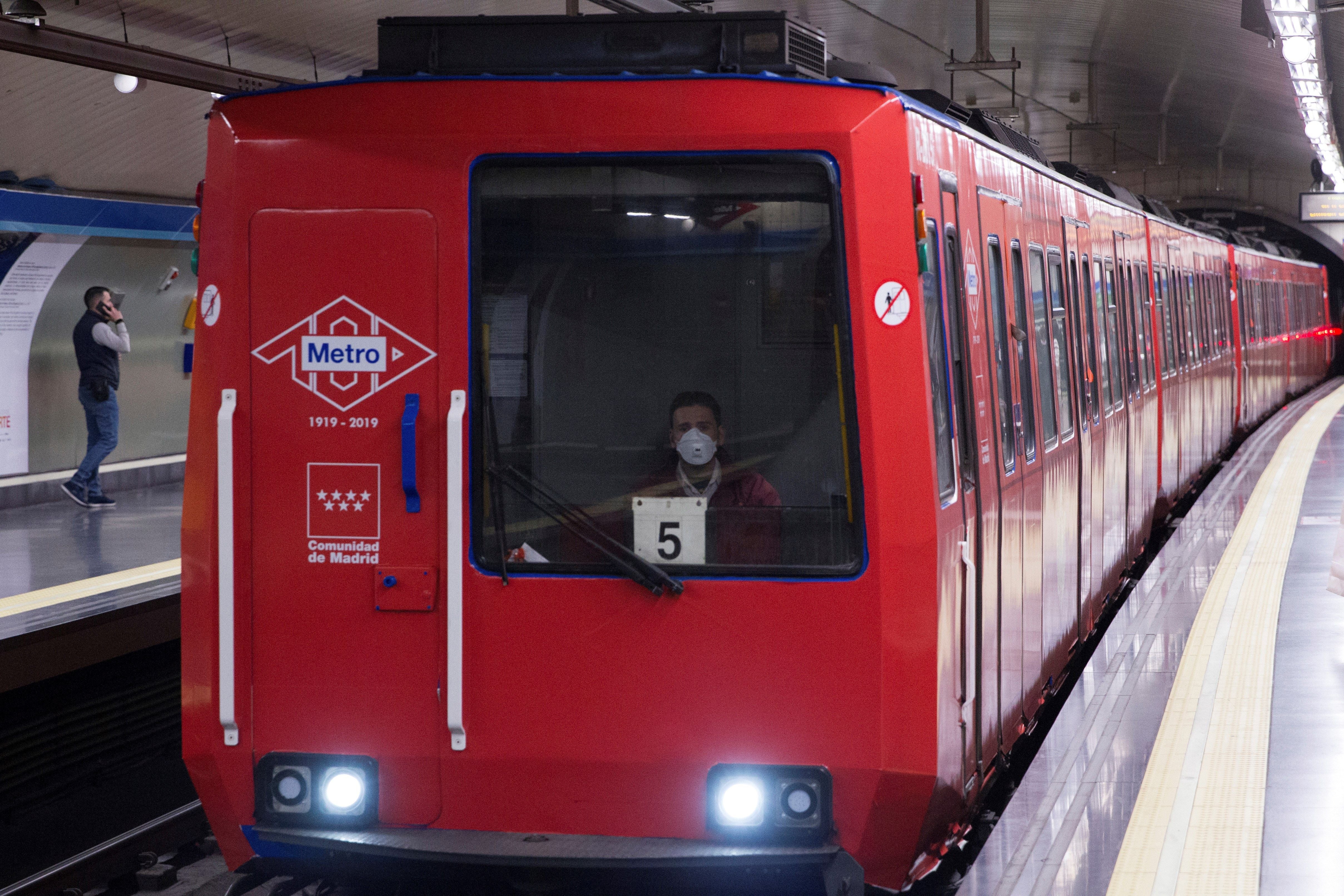 Metro va a juicio este lunes por la petición de indemnización de la familia de un trabajador fallecido por amianto Metro va a juicio este lunes por la petición de indemnización de la familia de un trabajador fallecido por amianto