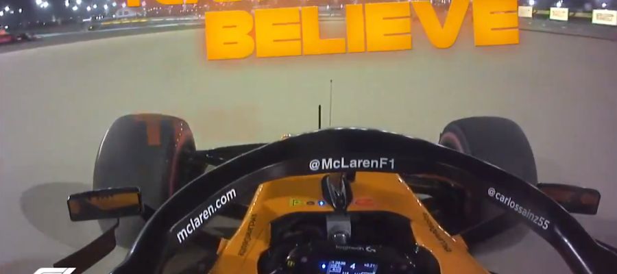 Sainz, desesperado con Verstappen Sainz, desesperado con Verstappen