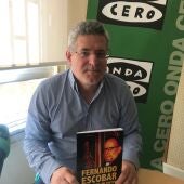 El escritor y periodista palentino Fernando Caballero, fue protagonista hoy en la radio cercana. Presentando el libro “Fernando Escobar. Retrato de un pintor”.