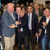El presidente del PP, Pablo Casado, clausura un acto en el que también participan los presidentes del partido en Baleares, Biel Company 