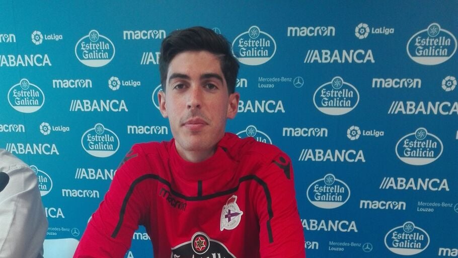 Se retir&oacute; con molestias en los isquios de la pierna derecha