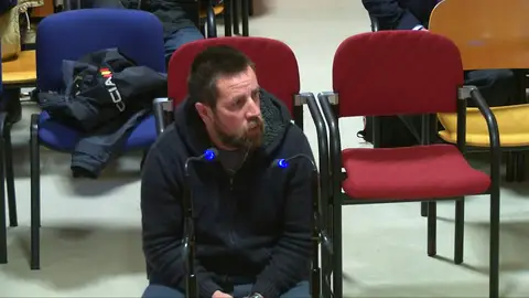 'El Chicle' niega que intentara secuestrar a la joven en Boiro 'El Chicle' niega que intentara secuestrar a la joven en Boiro