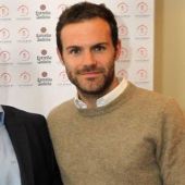 Juan Mata, con su padre. 