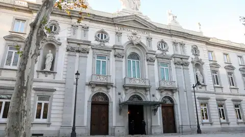 Fachada del Tribunal Supremo Fachada del Tribunal Supremo