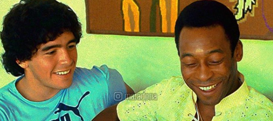 La foto que Maradona ha compartido junto a Pelé La foto que Maradona ha compartido junto a Pelé