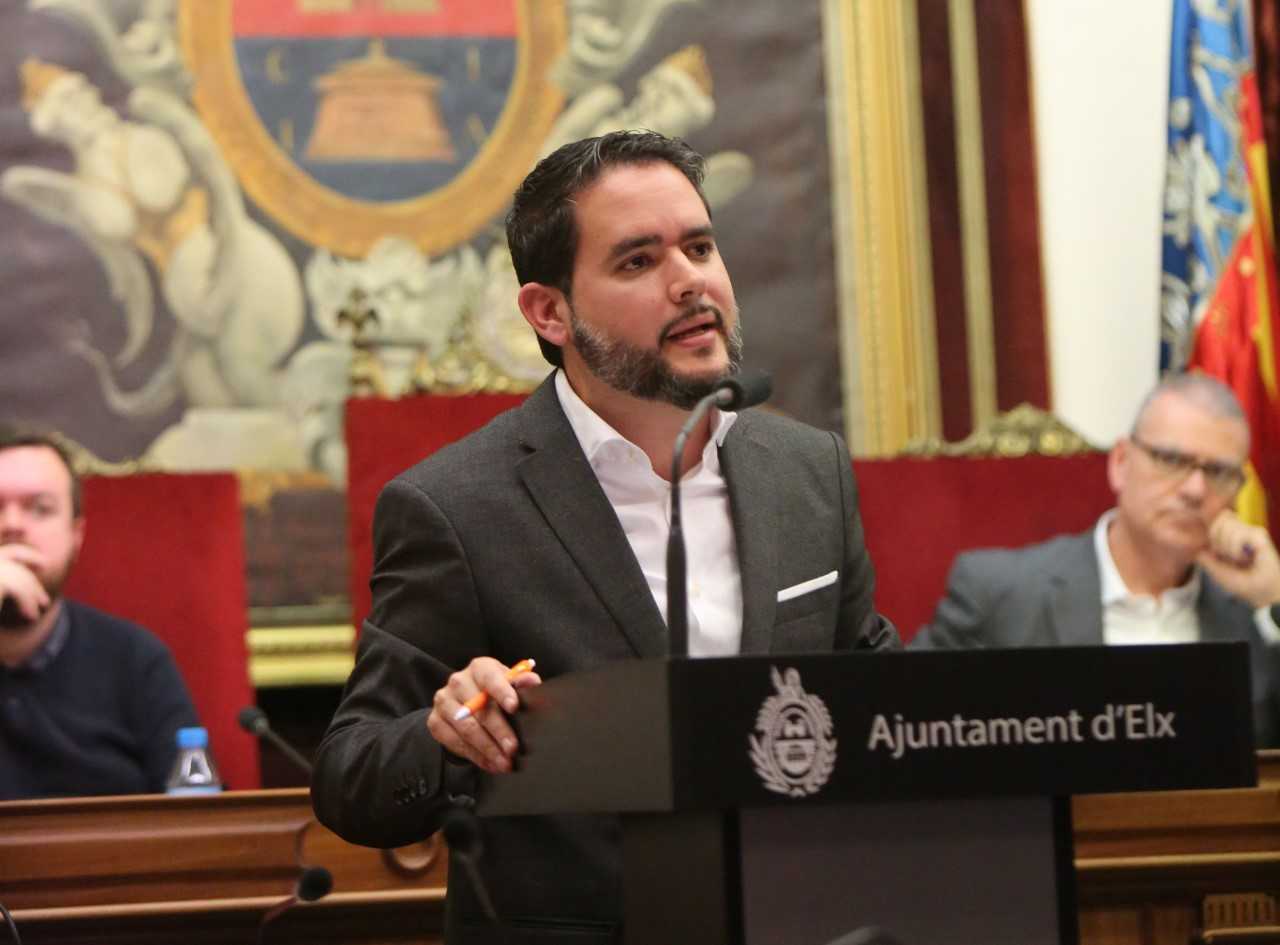 El concejal no adscrito en Elche critica que no se le convoque para hablar del segundo plan de inversiones El concejal no adscrito en Elche critica que no se le convoque para hablar del segundo plan de inversiones