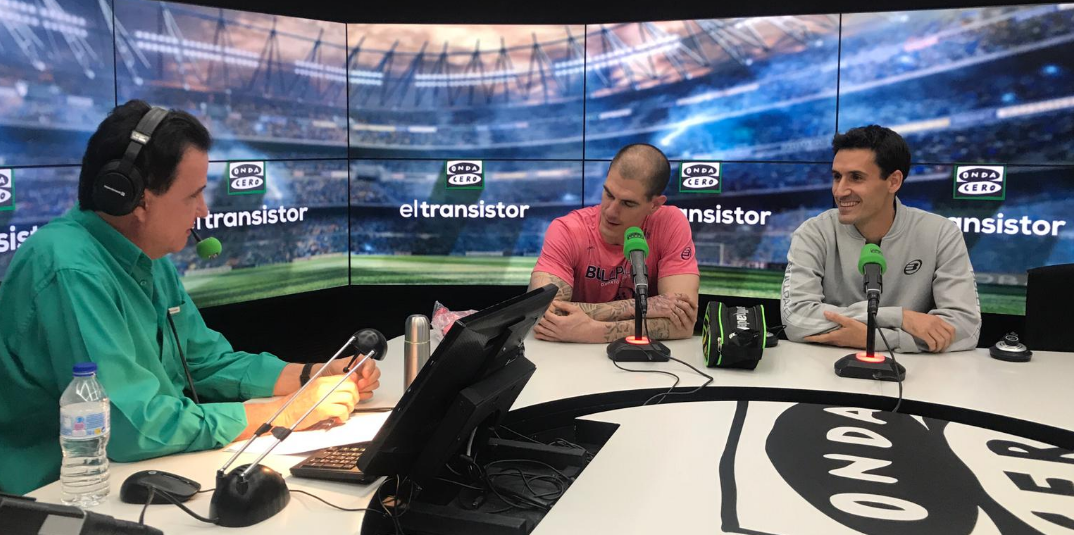 ¿Cómo se puede batir un récord Guinnes de 30 horas jugando al pádel? ¿Cómo se puede batir un récord Guinnes de 30 horas jugando al pádel?