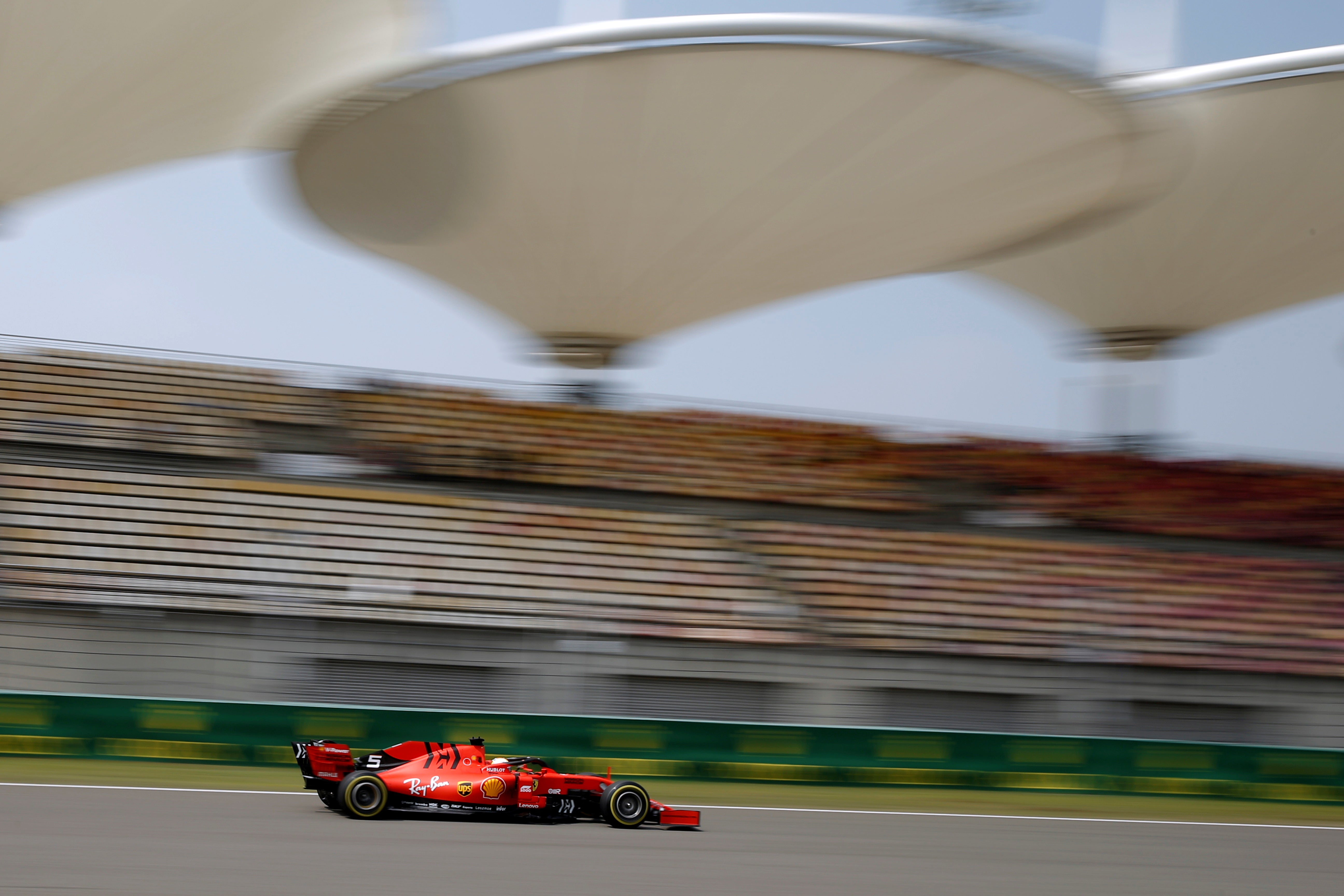 Bottas rompe el dominio de Vettel en los segundos Libres de China con Sainz 6º Bottas rompe el dominio de Vettel en los segundos Libres de China con Sainz 6º