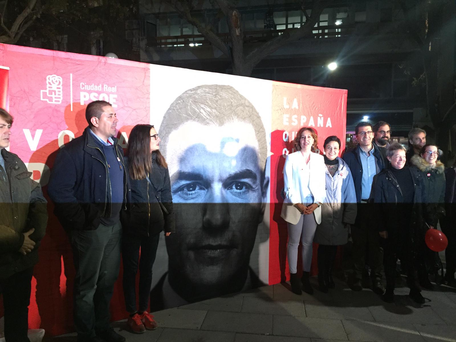 Fernández pide concentrar el voto progresista en el PSOE para "evitar el avance de la ultraderecha" Fernández pide concentrar el voto progresista en el PSOE para "evitar el avance de la ultraderecha"