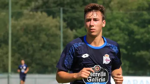 El lateral zurdo del Deportivo, Saúl García. El lateral zurdo del Deportivo, Saúl García.