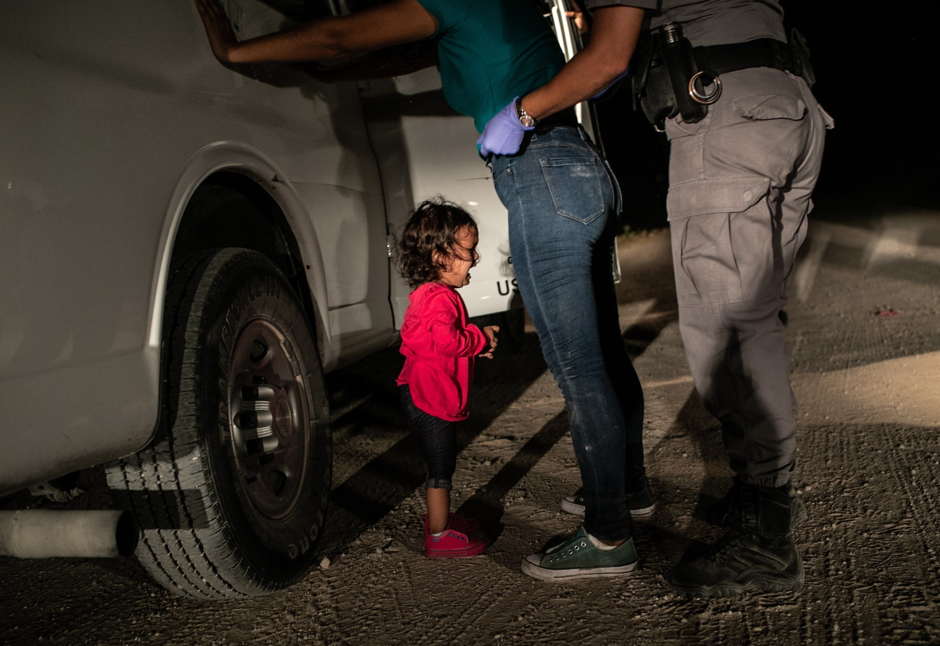 El gobierno de Trump separó a más de 5.400 menores de sus familias en la frontera con México El gobierno de Trump separó a más de 5.400 menores de sus familias en la frontera con México