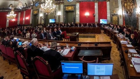 Vista general de la Sala de Plenos del Tribunal Supremo al inicio del juicio del 'proc&eacute;s'
