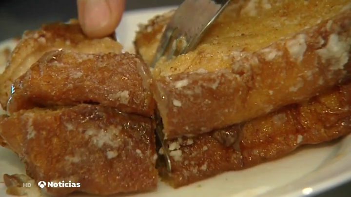 Braulio Menchériz: "Las torrijas se pueden escurrir igualico que una bayeta y de ahí saca leche o vino para cuando le haga falta" Braulio Menchériz: "Las torrijas se pueden escurrir igualico que una bayeta y de ahí saca leche o vino para cuando le haga falta"