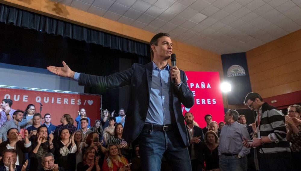 Pedro Sánchez durante un acto electoral