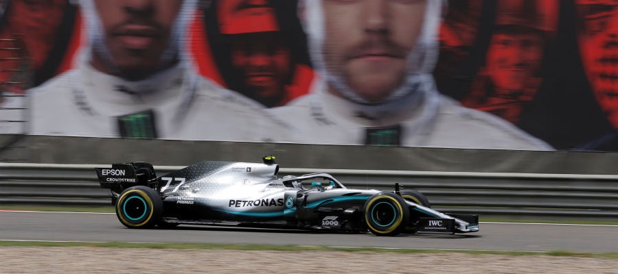 Valtteri Bottas rueda durante el GP de China Valtteri Bottas rueda durante el GP de China